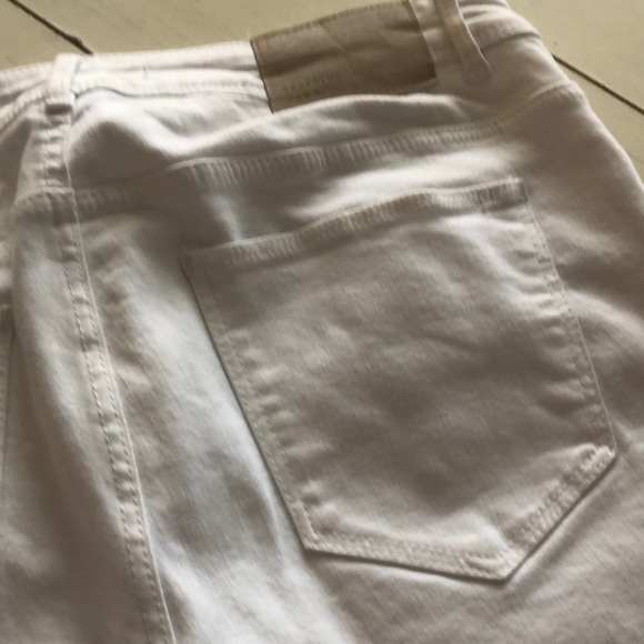 Jeans gently used skinny frayed bottoms - Picture 3 of 3